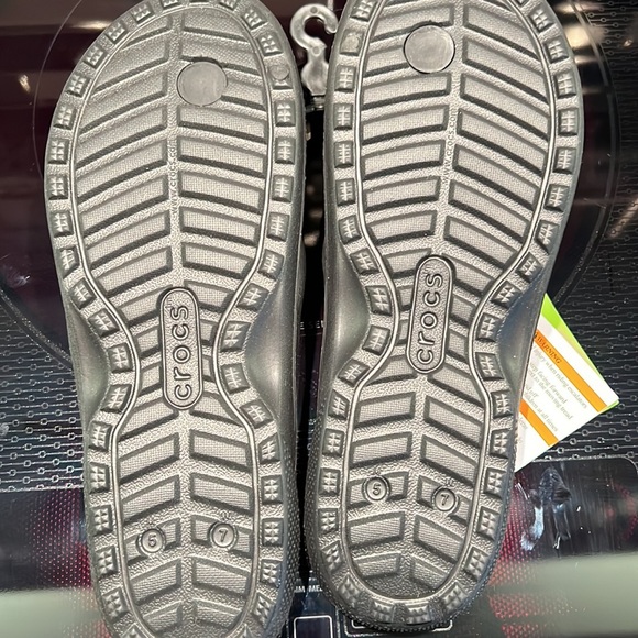 Crocs Classic Relaxed Fit Flip Flop 🩴 size 7 NEW - Picture 5 of 8